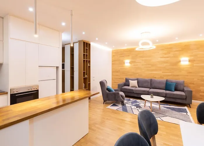 Exclusive 2 Bedrooms Apartment