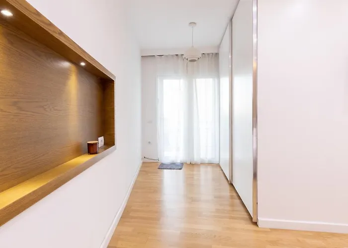Exclusive 2 Bedrooms Apartment