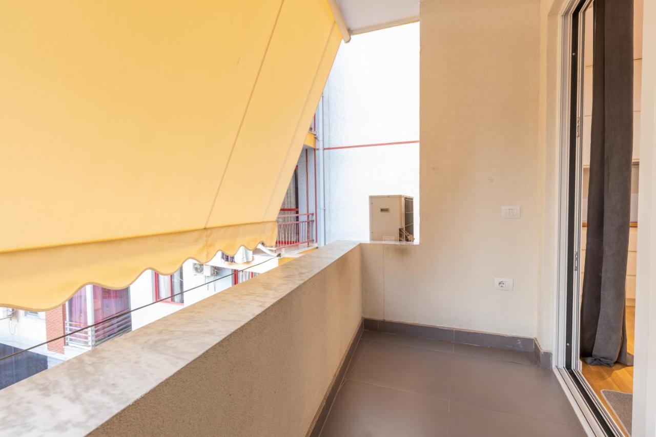 Exclusive 2 Bedrooms *